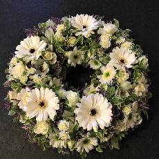 Classic White Wreath