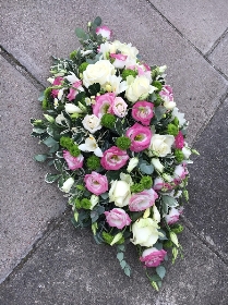 Pretty Pink and White Spray